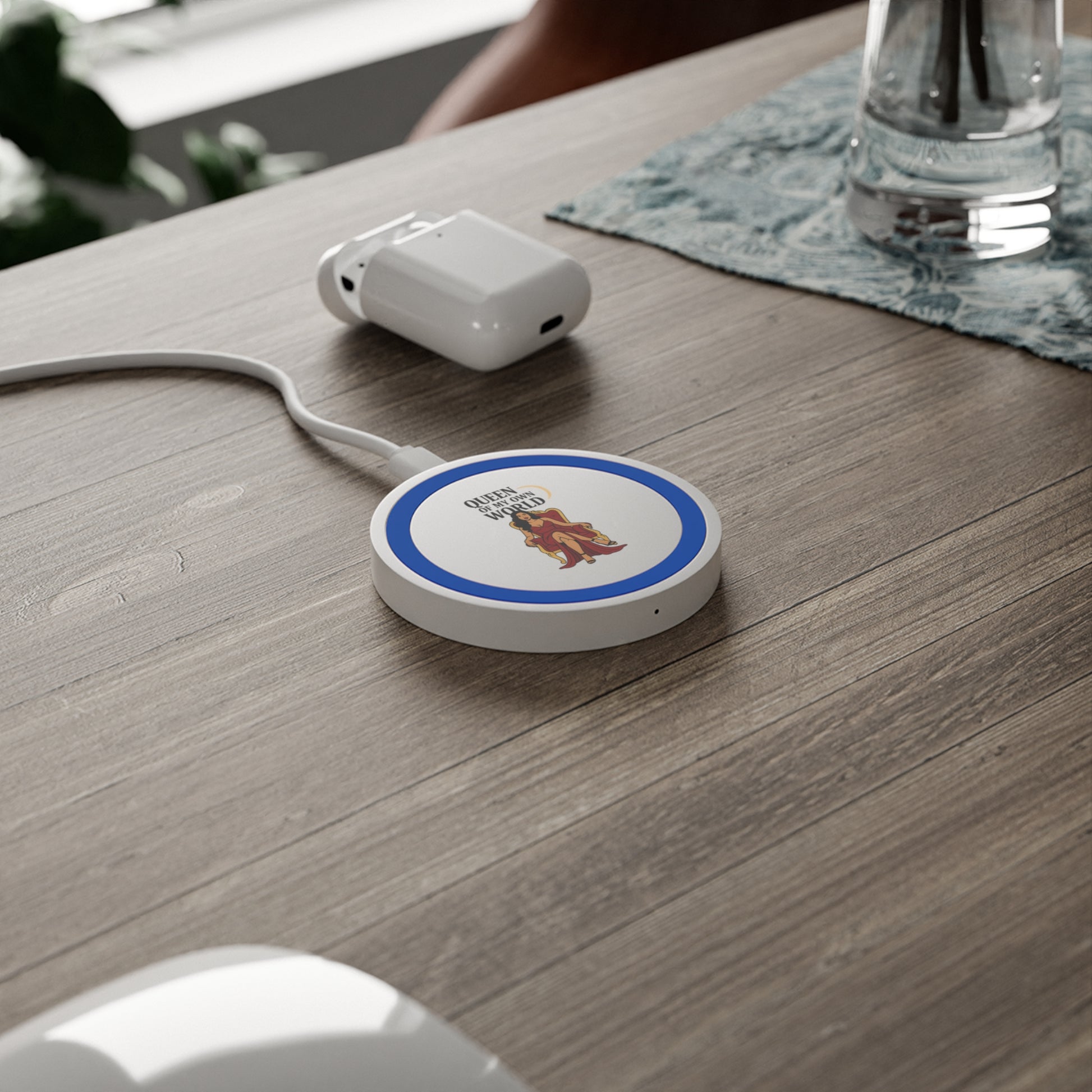 Queen Of My World Wireless Charging Station Pad