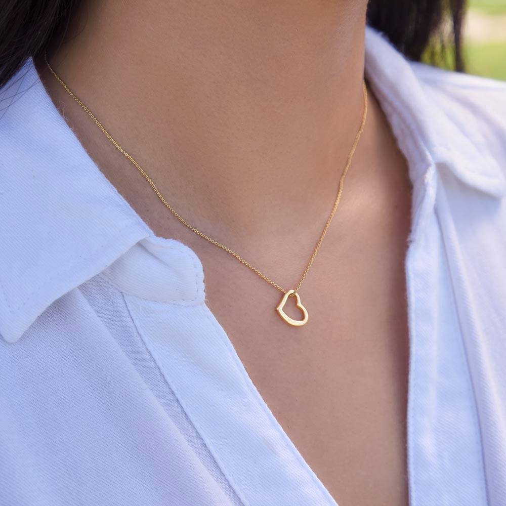 Elegant and Simple Heart Necklace
