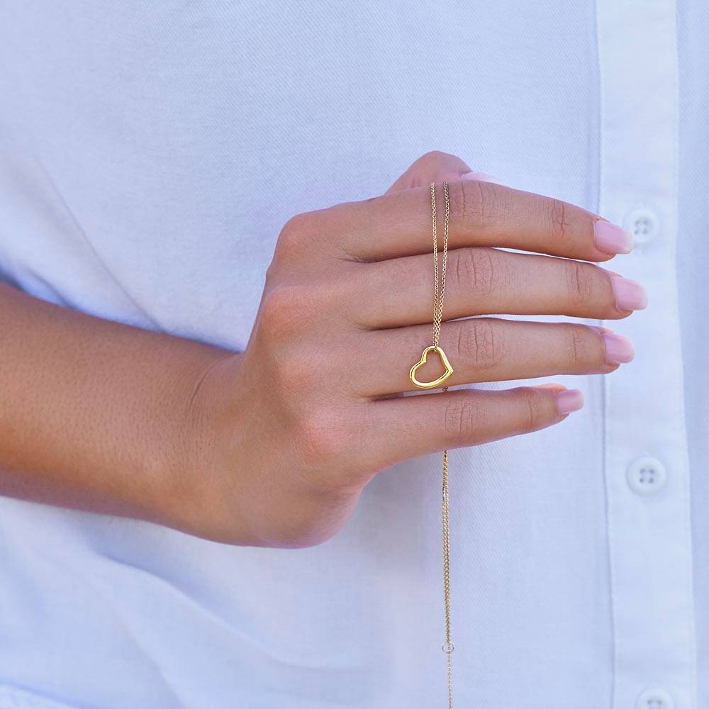 Elegant and Simple Heart Necklace