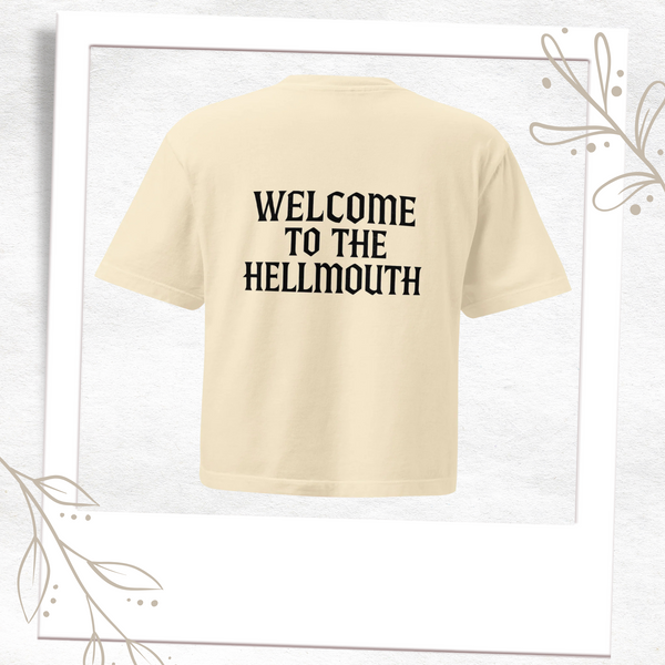 Sunnydale Class of ’99 Crop T-Shirt – Welcome to the Hellmouth | 90s Gothic Horror Aesthetic | Buffy-Inspired Top